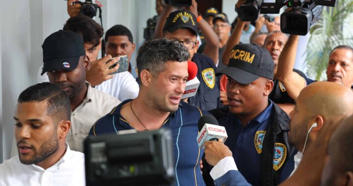 Policía resuelve atraco al Banco Popular: dos asaltantes muertos y dos detenidos