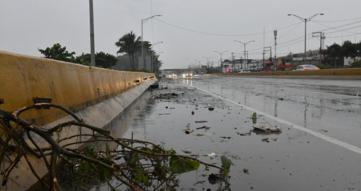 Huracán Beryl afecta redes e infraestructuras de distribución eléctrica en República Dominicana